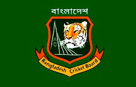 বিরূপ কন্ডিশনে তিন হাফ সেঞ্চুরিতে টাইগারদের মাঝারি স্কোর।।   