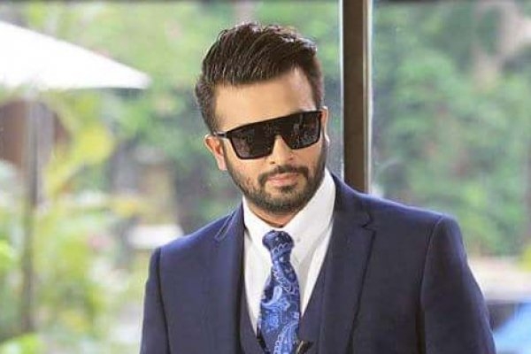 জাতীয় চলচ্চিত্র পুরস্কার ভক্তদের উৎসর্গ করলেন ঢালিউডের সুপারস্টার শাকিব খান।।   