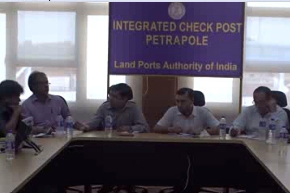 রমজানে পেট্রাপোল-বেনাপোল দিয়ে পণ্য পরিবহনের গতি স্বাভাবিক রাখতে বাংলাদেশকে ভারতের অনুরোধ।।   