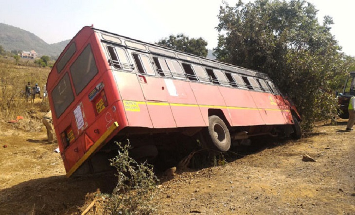 ভারতে মহারাষ্ট্রে সড়ক দুর্ঘটনায় নিহত ৮।।   