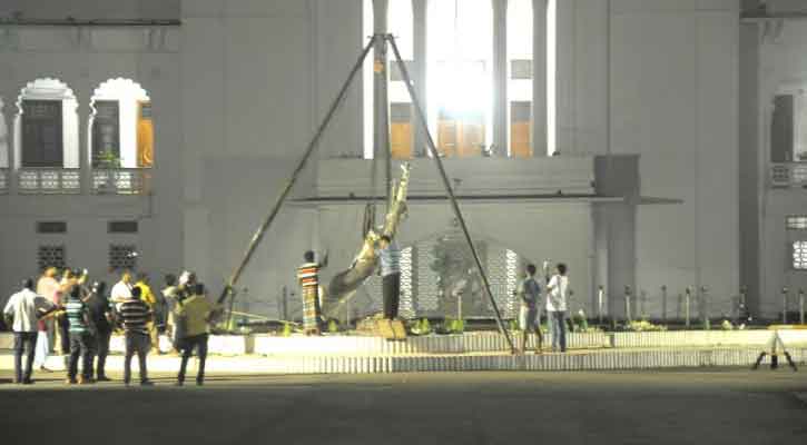 ভাস্কর্য সরানো নিয়ে সরকারের কর্মকান্ড ভবিষ্যতের জন্য অশনিসংকেত ।।বিশিষ্টজনদের প্রতিক্রিয়া