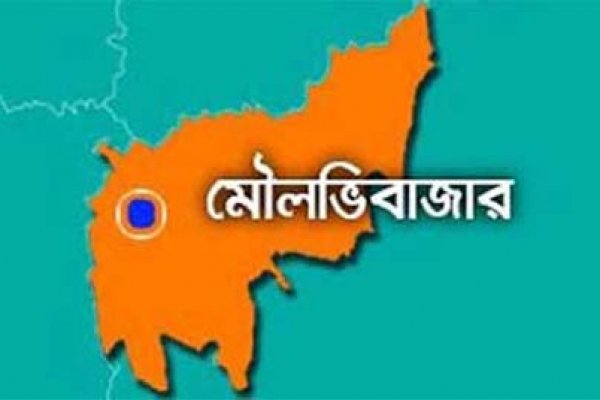 টানা পাঁচ ঘণ্টার বৃষ্টিতে মৌলভীবাজার পৌর এলাকার অর্ধেক অংশ প্লাবিত।।   