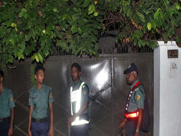 সিলগালা করা হল বিএনপি নেতা মওদুদ আহমদের গুলশানের বাড়ি।।   