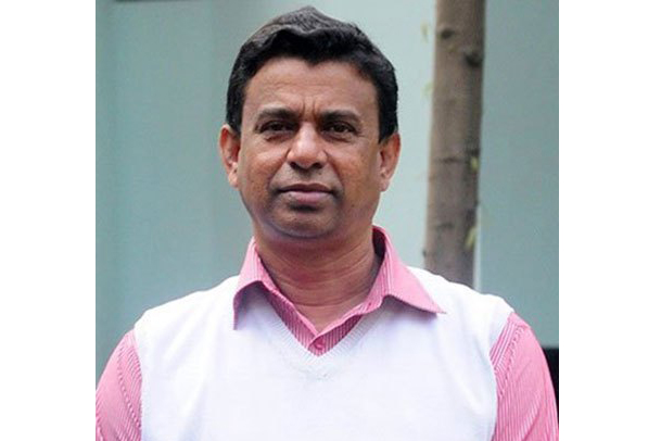 চলচ্চিত্র সেন্সর বোর্ড প্রিভিউ কমিটি থেকে গুলজারের অব্যাহতি চায় জাজ।।   