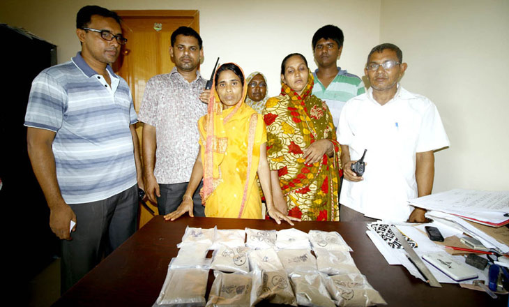 রাজশাহীতে দেড় কেজি হেরোইনসহ দুই নারী গ্রেফতার।।      