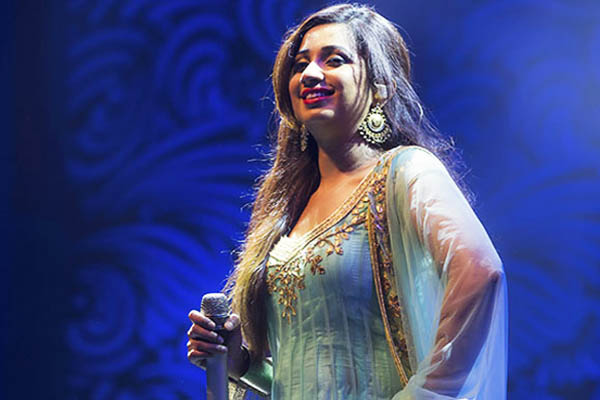 ঢাকায় গাইতে আসছেন ভারতীয় জনপ্রিয় সঙ্গীতশিল্পী শ্রেয়া ঘোষাল।।   