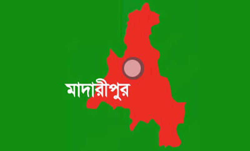 মাদারীপুরে আধিপত্য বিস্তারকে কেন্দ্র করে সংঘর্ষ, ইউপি চেয়ারম্যানসহ আহত ১২।।   