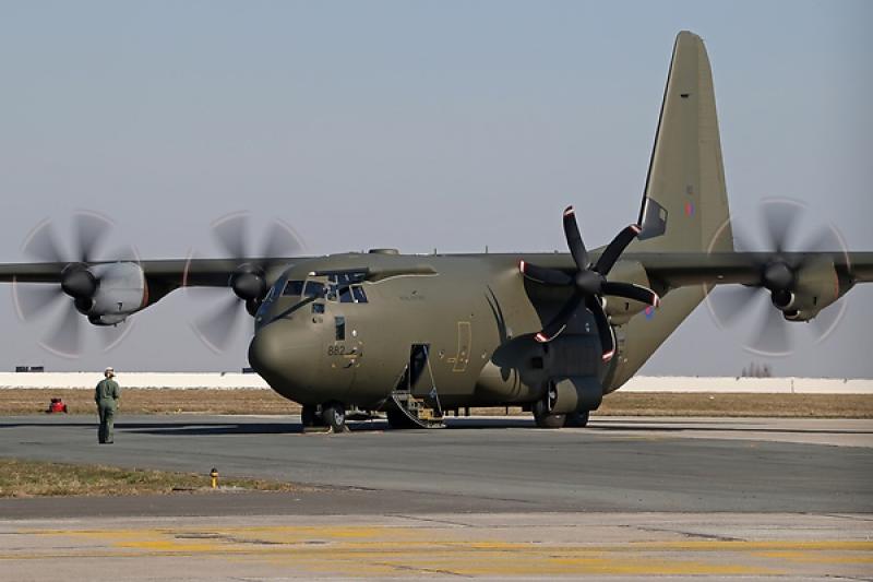 বিমানবাহিনীর জন্য দুইটি বিশেষ ব্রিটিশ যুদ্ধবিমান কিনছে বাংলাদেশ।।