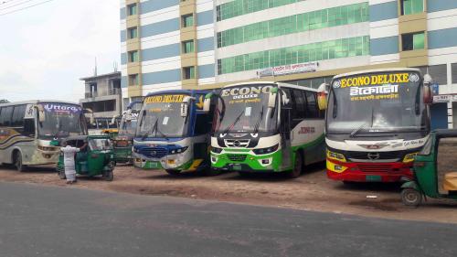 ব্রাহ্মণবাড়িয়ায় অনির্দিষ্টকালের পরিবহন ধর্মঘট চলছে।।
