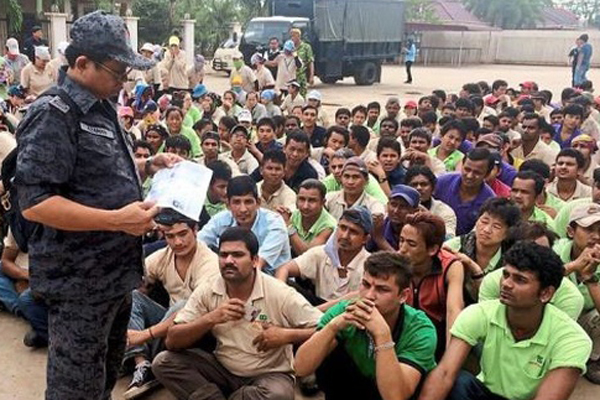 প্রধানমন্ত্রী শেখ হাসিনার অনুরোধে মালয়েশিয়ায় ডিসেম্বর পর্যন্ত সময় পেলেন অবৈধ বাংলাদেশিরা।।   