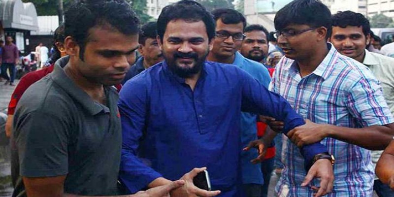 গণজাগরণ মঞ্চের মুখপাত্র ইমরান এইচ সরকারকে ছেড়ে দিয়েছে র‍্যাব।।