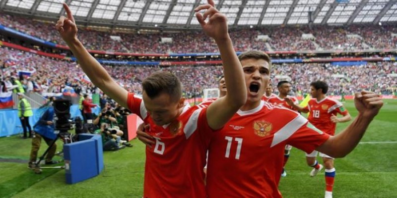 রাশিয়াকে ৩-০ গোলে হারলো উরুগুয়ে।।মিশরের বিপক্ষে জয়ী হল সৌদি আরব   