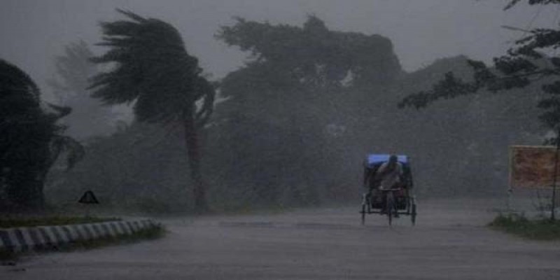 আজও দেশের বিভিন্ন জায়গায় অস্থায়ী দমকা হাওয়া-বজ্রসহ বৃষ্টি হতে পারে।।