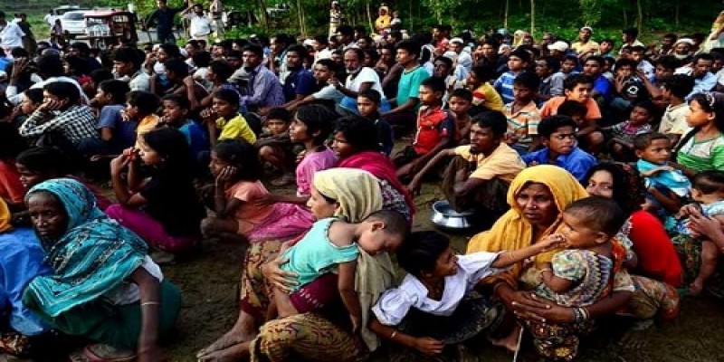 অবশেষে নরম করল মায়ানমার।। শর্ত ছাড়াই ৫ হাজার শরণার্থী ফেরতে রাজি