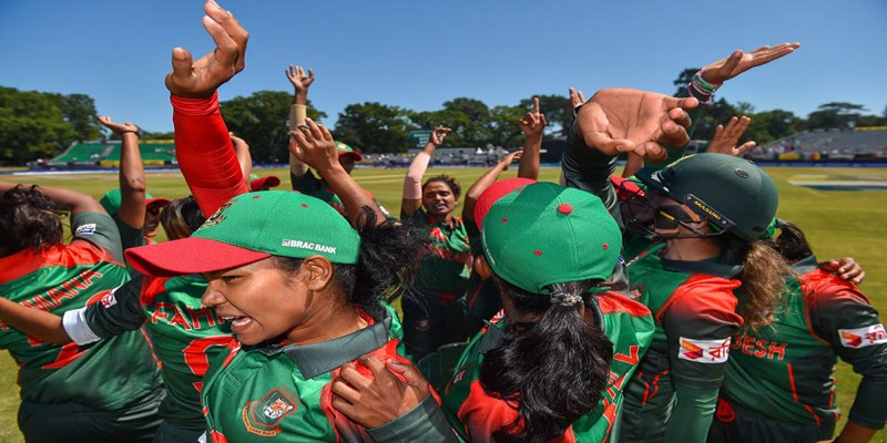 আইরিশ মেয়েদের উড়িয়ে ক্রিকেট সিরিজ জয়ের নতুন ইতিহাস বাঘিনীদের।।   