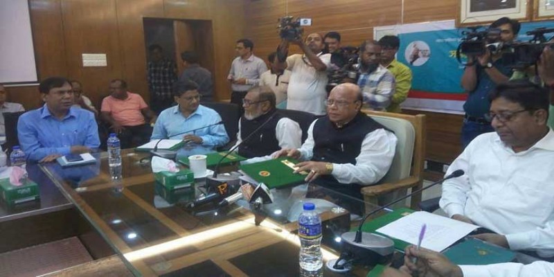 দেশের সকল সরকারি হাসপাতালে বিনামূল্যে চিকিৎসা পাবেন মুক্তিযোদ্ধারা