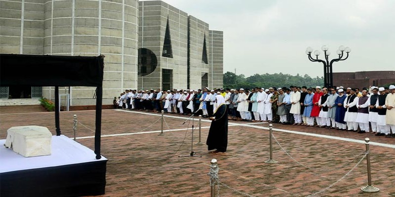 সংসদ প্লাজায় এমপি সুজার জানাজা, প্রধানমন্ত্রীর শ্রদ্ধা