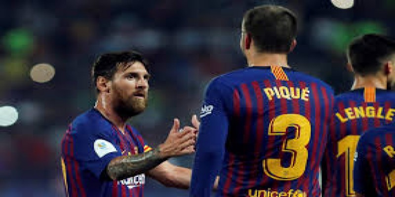 স্প্যানিশ সুপার কাপে সেভিয়াকে হারিয়ে চ্যাম্পিয়ন বার্সেলোনা।   