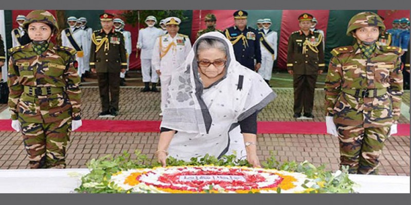 টুঙ্গিপাড়ায় জাতির পিতার সমাধিতে প্রধানমন্ত্রীর শ্রদ্ধা নিবেদন   