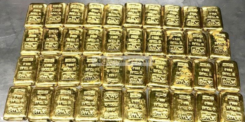 ঢাকা-সিলেট মহাসড়কে যাত্রীবাহী বাস থেকে ১৪ কেজি স্বর্ণসহ আটক ৬