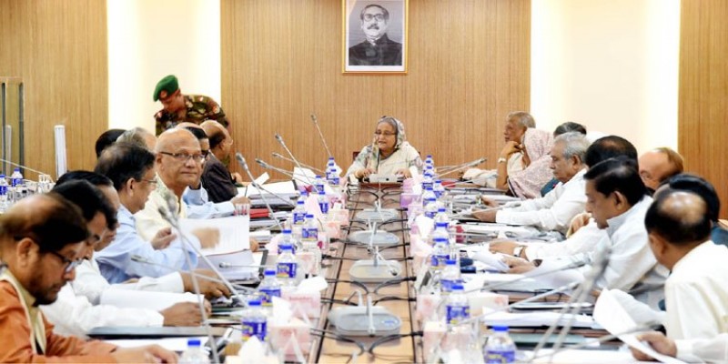 শাস্তি কমিয়ে সংশোধিত শ্রম আইন মন্ত্রিসভায় অনুমোদন।   