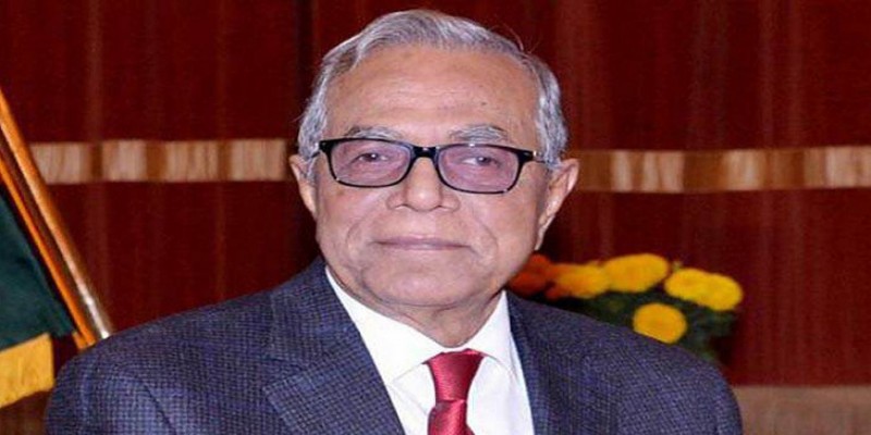 ৫ দিনের সফর শেষে ঢাকায় ফিরলেন রাষ্ট্রপতি ।।   