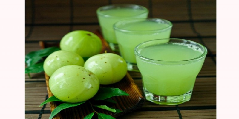 পেটের মেদ কমাতে দারুণ কার্যকরী আমলকীর জুস