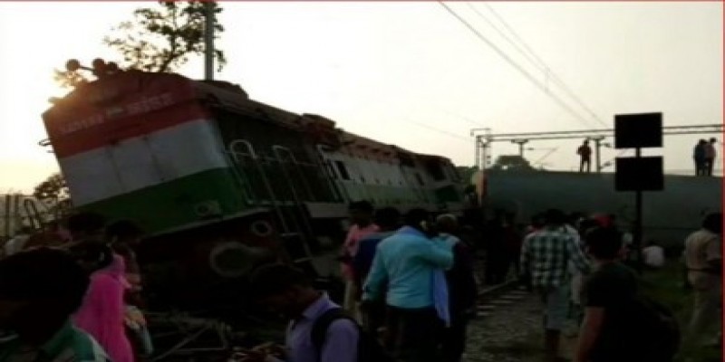 ভারতের উত্তর প্রদেশে ট্রেন লাইনচ্যুত হয়ে ৭ যাত্রীর মৃত্যু