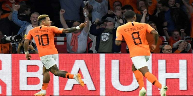 নেদারল্যান্ডসের কাছে বড় ব্যবধানে হারল চারবাবের বিশ্ব চ্যাম্পিয়ন জার্মানি   