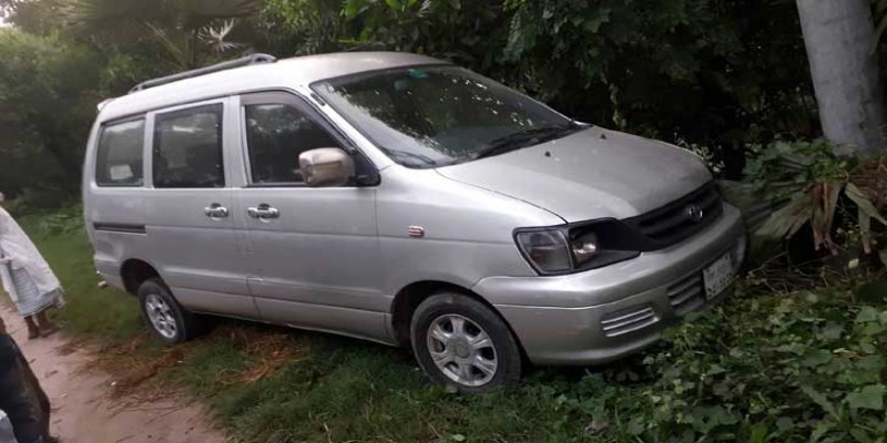 নারায়ণগঞ্জে মহাসড়কের পাশ থেকে ক্ষতবিক্ষত ৪ লাশ উদ্ধার