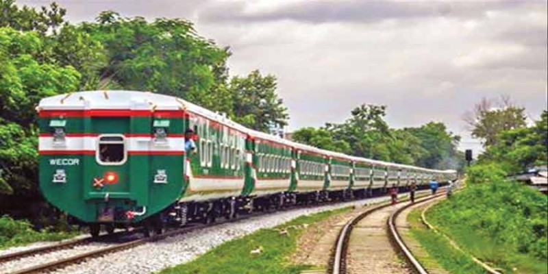 খুলনা রুটে ট্রেন চলাচল স্বাভাবিক