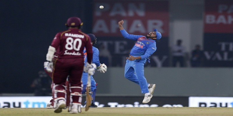 ওয়েস্ট ইন্ডিজের বিপক্ষে এক ম্যাচ হাতে রেখে ভারতের সিরিজ জয়   