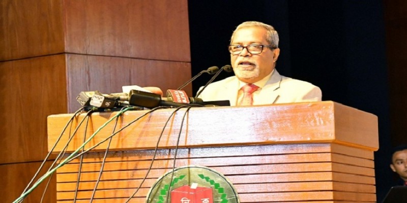 সব প্রার্থীদের জন্য সমান সুযোগ নিশ্চিত করতে নির্বাচন কর্মকর্তাদের নির্দেশ॥সিইসি   