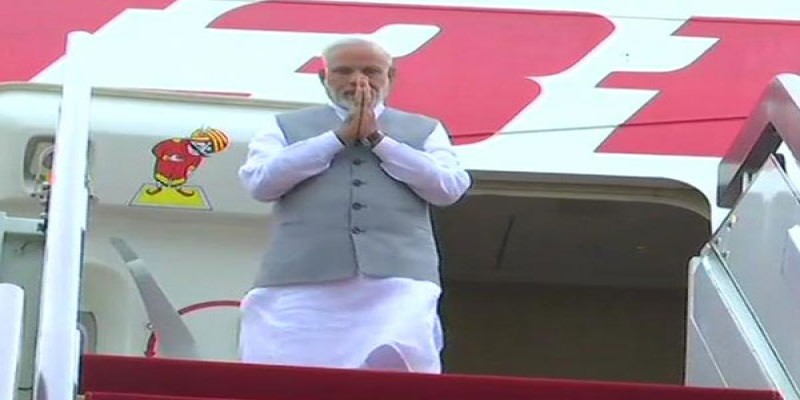 ভারতের প্রধানমন্ত্রী মোদির ৮৪টি বিদেশ ভ্রমনে খরচ হয়েছে ২০২১ কোটি টাকা॥   