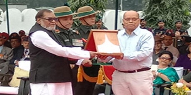 স্বাধীনতাযুদ্ধে ভারতীয় সশস্ত্র বাহিনীর শহীদ পরিবারকে বাংলাদেশ সরকারের পক্ষে সম্মাননা॥