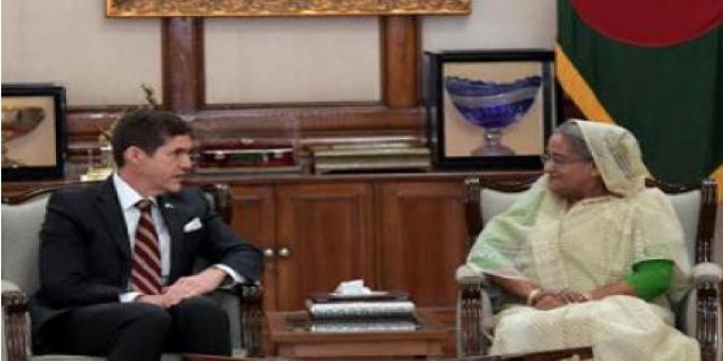 প্রধানমন্ত্রীর সঙ্গে মার্কিন রাষ্ট্রদূতের সৌজন্য সাক্ষাৎ