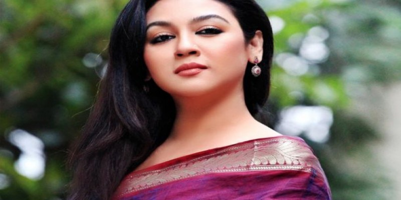 ভারতে সেরা অভিনেত্রীদের তালিকায় স্থান পেলেন বাংলাদেশের জয়া আহসান॥   