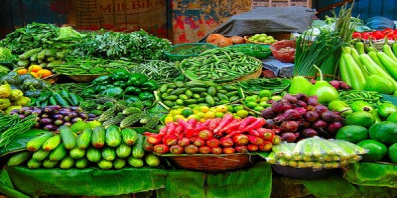 পরিবহন সংকটে ঢাকার কাঁচাবাজারগুলোতে সবজির দামের উর্ধগতি॥   