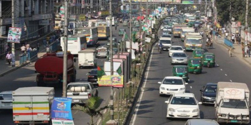 ঢাকাসহ সারাদেশের সঙ্গে যানবাহন চলাচল স্বাভাবিক   