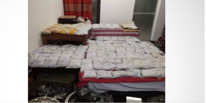 শ্রীলঙ্কায় এক বাংলাদেশি দম্পতির কাছ থেকে ১শ’ ৫০ কোটি টাকা মূল্যের হেরোইন উদ্ধার ।।