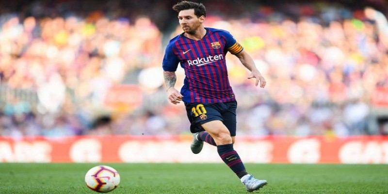 বছরের শুরুতেই মেসির ছন্দময় গোলে বার্সেলোনার জয়॥   