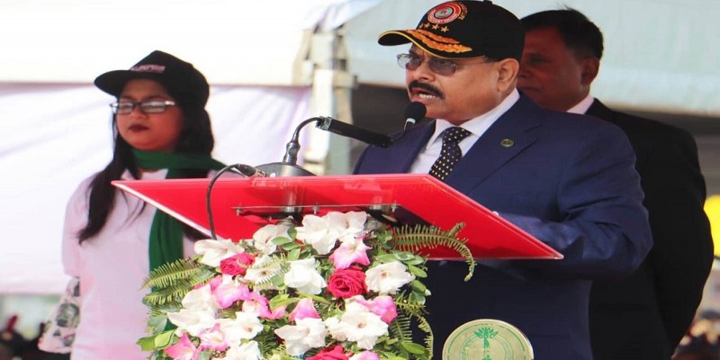 দেশকে এগিয়ে নিতে মেধাবী তরুণদের নেতৃত্ব জরুরি॥সেনাপ্রধান জেনারেল আজিজ