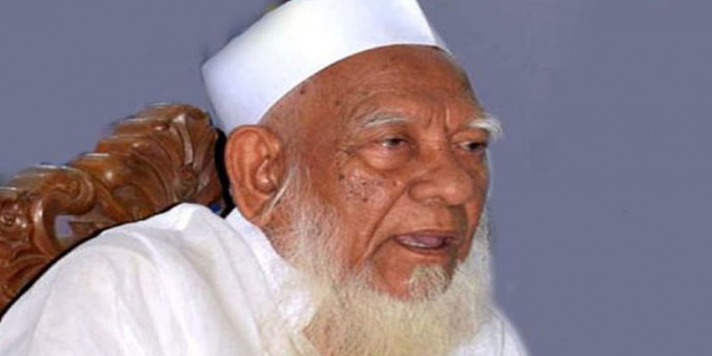 মেয়েদের স্কুল-কলেজে না পাঠানোর পরামর্শ দিলেন হেফাজতে ইসলামের আমির আহমদ শফী॥   