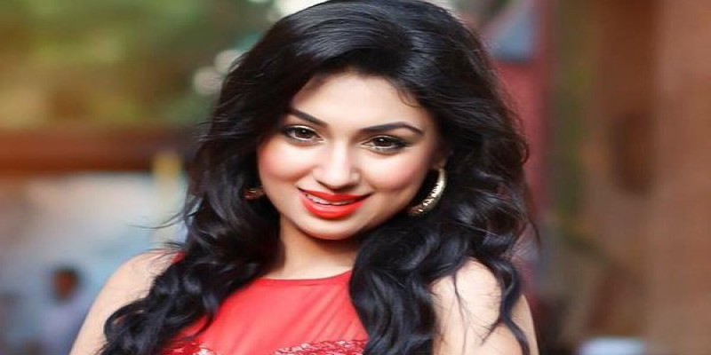 সংসদের সংরক্ষিত নারী আসনের মনোনয়ন ফরম নিলেন চিত্রনায়িকা অপু বিশ্বাস॥   