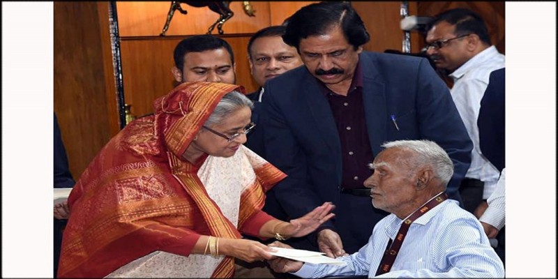 ৬ জনকে চিকিৎসা ও ভরণপোষণের জন্য আর্থিক সহায়তা দিলেন প্রধানমন্ত্রী॥