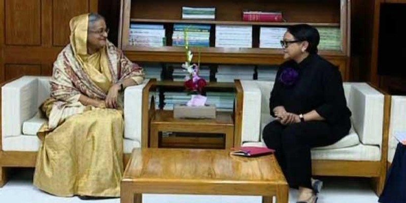 প্রধানমন্ত্রীর সঙ্গে সফররত ইন্দোনেশিয়ার পররাষ্ট্রমন্ত্রীর সৌজন্য সাক্ষাৎ॥   