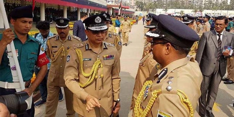 আইজিপি এক্সেমপ্লারি গুড সার্ভিস ব্যাজ পরলেন ৫১৪ পুলিশ সদস্য॥
