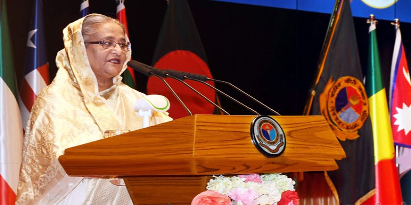 যুগের সঙ্গে তাল মিলিয়ে সশস্ত্র বাহিনীর আধুনিকায়ন করা হচ্ছে॥প্রধানমন্ত্রী   