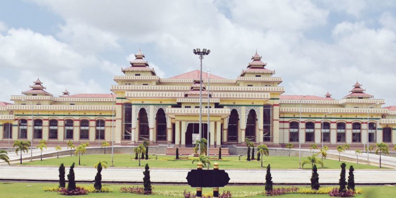 মিয়ানমারের পার্লামেন্টের ওপর ড্রোন উড়ানোর ঘটনায় এক ফরাসী পর্যটক আটক॥   