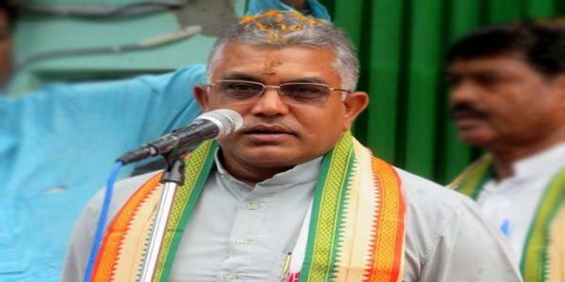 লোকসভা নির্বাচনের অংশগ্রহনে ইচ্ছুক বিজেপি প্রার্থীদের নাম জমা নিচ্ছেন দিলীপ ঘোষ॥